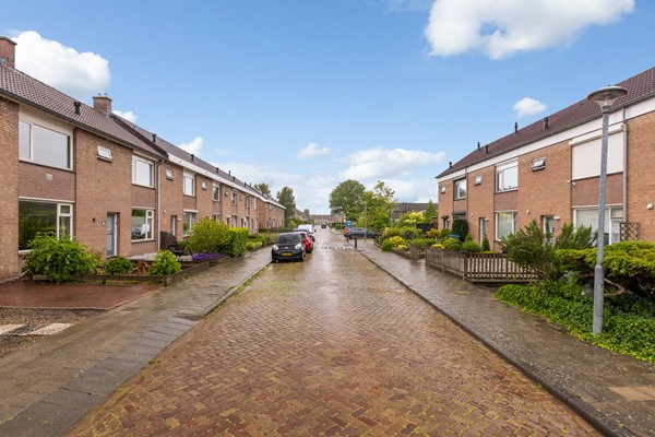Foto - Te koop: Ruime hoekwoning met potentie!
